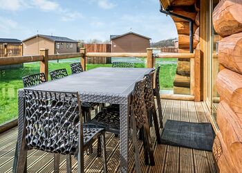 Cedar Woodland View 8+ Log Cabin - Ream Hills Holiday Park, Weeton, Fylde Coast