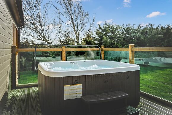 Sunset Lodge - Ream Hills Holiday Park, Weeton, Fylde Coast