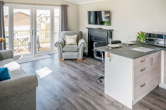 Sunset Lodge - Ream Hills Holiday Park, Weeton, Fylde Coast