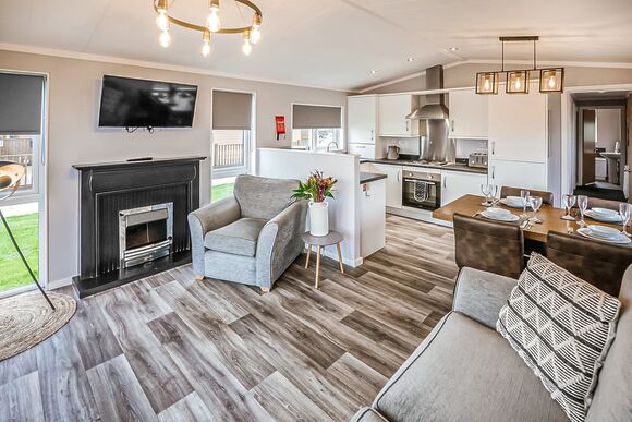 Lake View Lodge 4 Berth - Ream Hills Holiday Park, Weeton, Fylde Coast