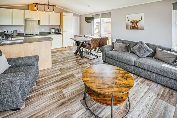 Lake View Lodge 4 Berth - Ream Hills Holiday Park, Weeton, Fylde Coast