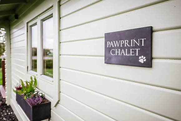 Pawprint Chalet 