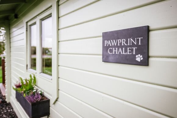 Pawprint Chalet - Ream Hills Holiday Park, Weeton, Fylde Coast