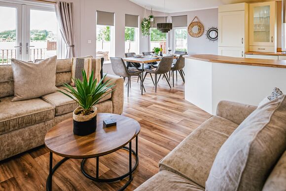 Lakeview Lodge 6 Berth - Ream Hills Holiday Park, Weeton, Fylde Coast