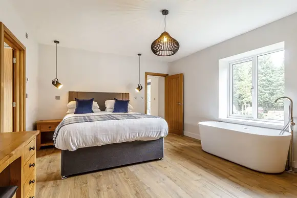 Great Barn - Redbrick Woodland Lodges, Edwinstowe