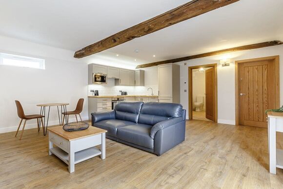 Loxley Cottage - Redbrick Woodland Lodges, Edwinstowe