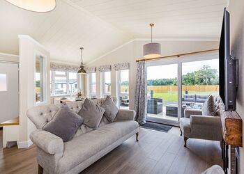 Tweed Lodge VIP Pet - Ruthven Falls, Ruthven