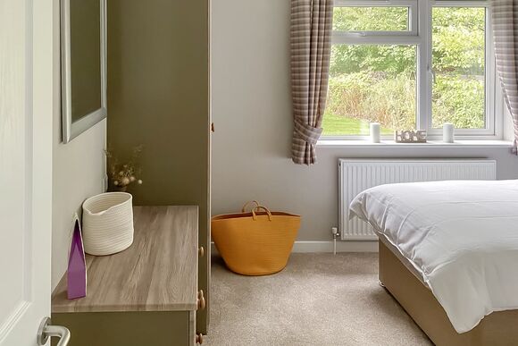 Esk Lodge VIP - Ruthven Falls, Ruthven