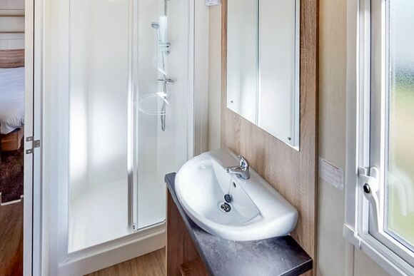 Gold  2 Bed Slps 6 - Ribble Valley Country and Leisure Park, Gisburn