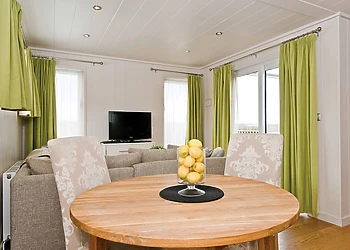 Typical Wentworth Lodge