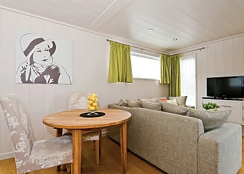 Typical Wentworth Lodge