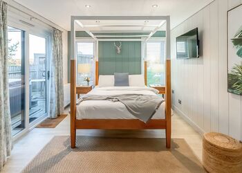 Wentworth Lodge - Ribblesdale Lodges, Gisburn, Yorkshire Dales