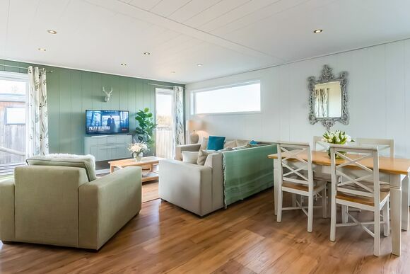 Knightley Lodge - Ribblesdale Lodges, Gisburn, Yorkshire Dales