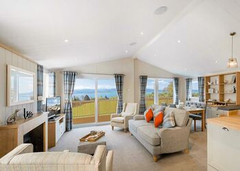 Limetree Lodge 2 Hot Tub - Wooler Riverside Holiday Park, Wooler