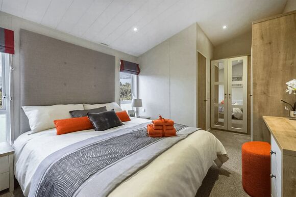 Limetree Lodge 2 Hot Tub - Wooler Riverside Holiday Park, Wooler