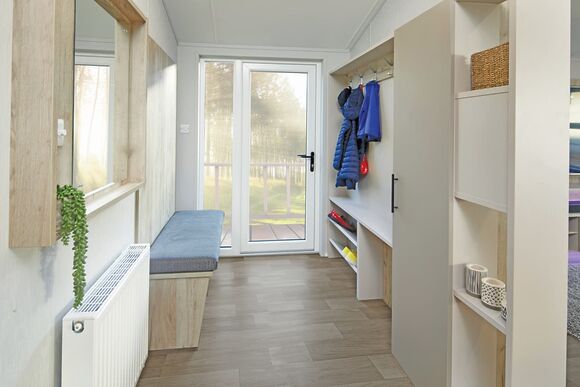 Superior Oak Lodge (Sleeps 4, Dog Friendly) - Wooler Riverside Holiday Park, Wooler