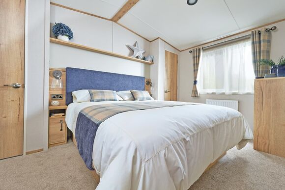 Premium Bluebell Caravan with Decking (Slps 6,Pet) - Wooler Riverside Holiday Park, Wooler