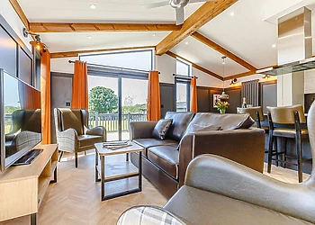 Castleton Premier Lodge 