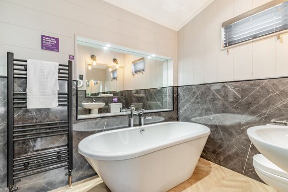 Dovedale Premier Lodge - Rivendale Lodge Retreat, Ashbourne