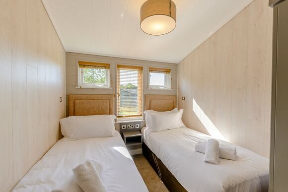 Bakewell Lodge - Rivendale Lodge Retreat, Ashbourne