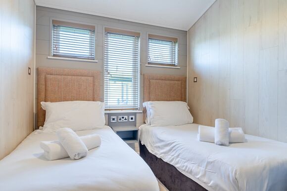 Bakewell Premier Lodge - Rivendale Lodge Retreat, Ashbourne