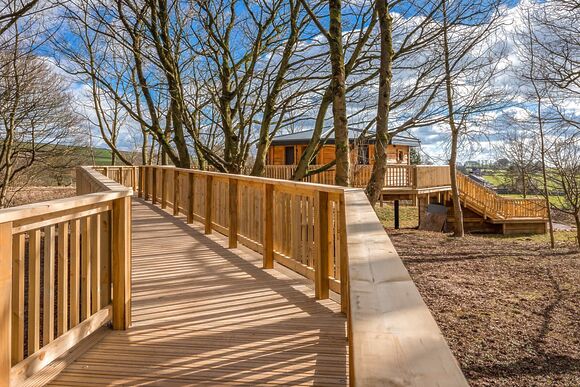 Hartington Treehouses - Rivendale Lodge Retreat, Ashbourne