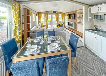 Balmoral - Royal Arch Park, Laurenkirk