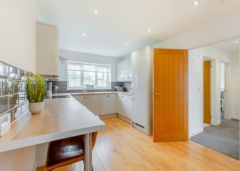 Meadow House - Rookery Manor Cottages, Edingworth, Weston-super-Mare