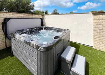 Heron2 Bed House Pet - Rookery Manor Cottages, Edingworth, Weston-super-Mare