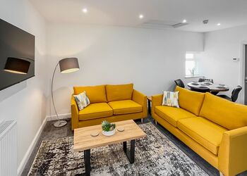 Heron2 Bed House Pet - Rookery Manor Cottages, Edingworth, Weston-super-Mare