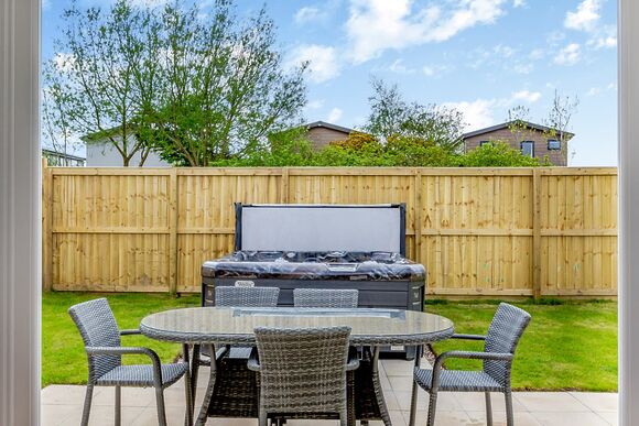 Meadow House - Rookery Manor Cottages, Edingworth, Weston-super-Mare