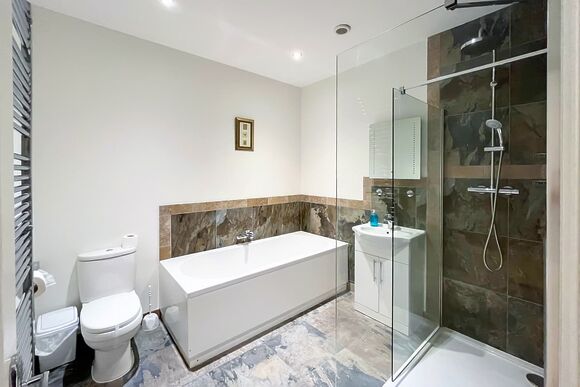 Somerset Suite Studio - Rookery Manor Cottages, Edingworth, Weston-super-Mare