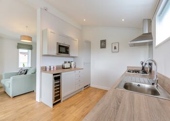 Ash Lodge - Rookery Manor Lodges, Edingworth