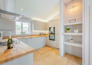 Holly Luxury Lodge - Rookery Manor Lodges, Edingworth