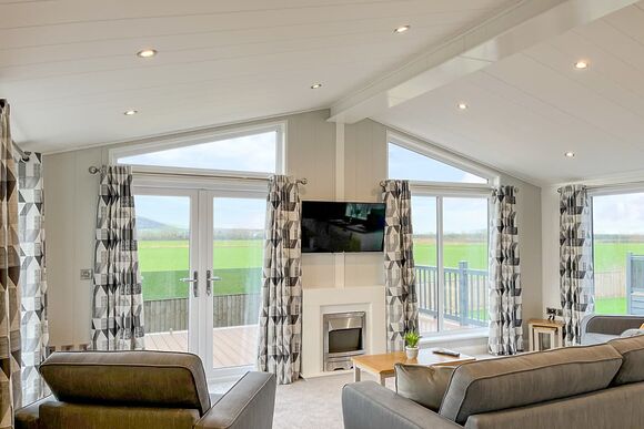Hawthorn Luxury Lodges - Rookery Manor Lodges, Edingworth