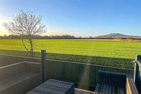 Cedar Lodge - Rookery Manor Lodges, Edingworth