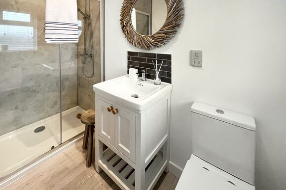 Elm Lodge - Rookery Manor Lodges, Edingworth