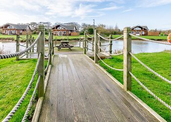 Swallow Lodge - Hornsea Lakeside Lodges, Hornsea