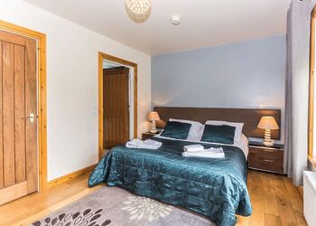 Dovetail Lodge Pet - Hornsea Lakeside Lodges, Hornsea