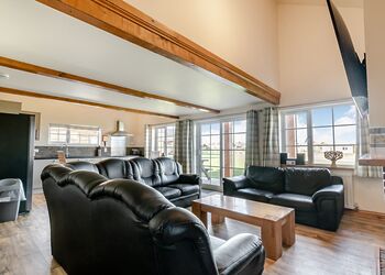 Oystercatcher Lodge - Hornsea Lakeside Lodges, Hornsea