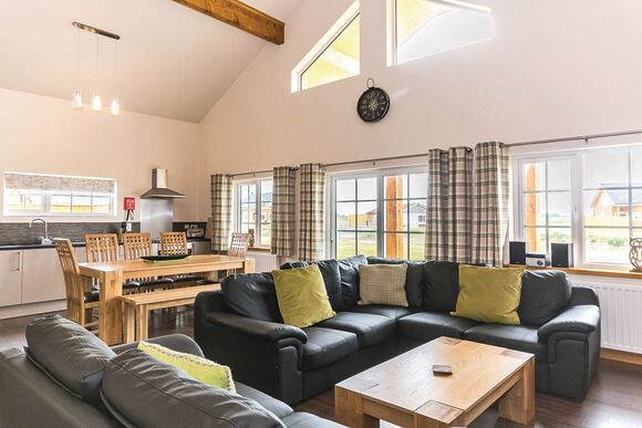 Skylark Lodge Pet - Hornsea Lakeside Lodges, Hornsea