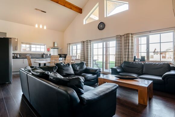 Skylark Lodge - Hornsea Lakeside Lodges, Hornsea