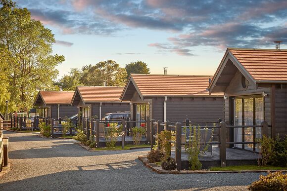 Exclusive The Lakehouse 4 Berth (Pet) - The Lakes Rookley, Rookley Village