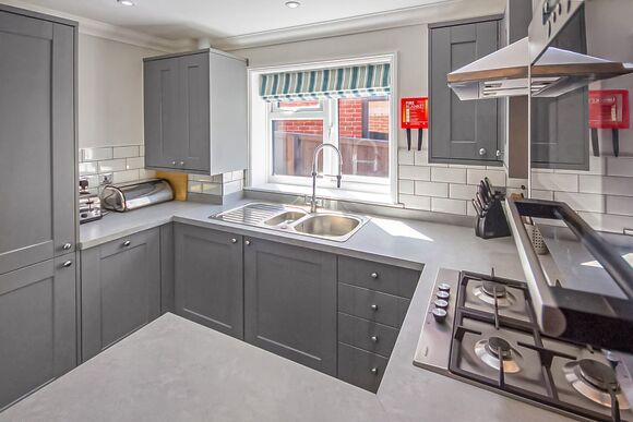 Indulgent Island Cottage 4 Berth (Pet) - The Lakes Rookley, Rookley Village