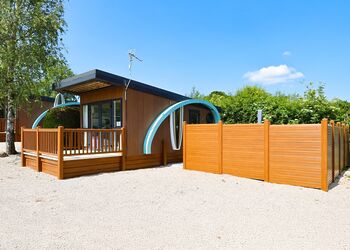 Glamping Hive Hot Tub Pet - Wild Rose Holiday Park, Ormside, Appleby-in-Westmorland