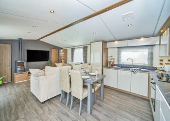 Autograph JR Lodge CL 2 Bedroom Pet Friendly (Hot tub) - Wild Rose Holiday Park, Ormside, Appleby-in-Westmorland