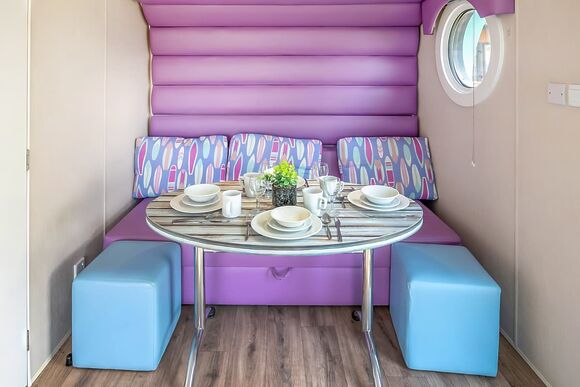 Glamping Hive Pet - Wild Rose Holiday Park, Ormside, Appleby-in-Westmorland