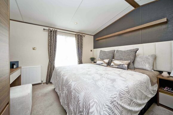 Autograph JR Lodge CL 2 Bedroom (Hot tub) - Wild Rose Holiday Park, Ormside, Appleby-in-Westmorland