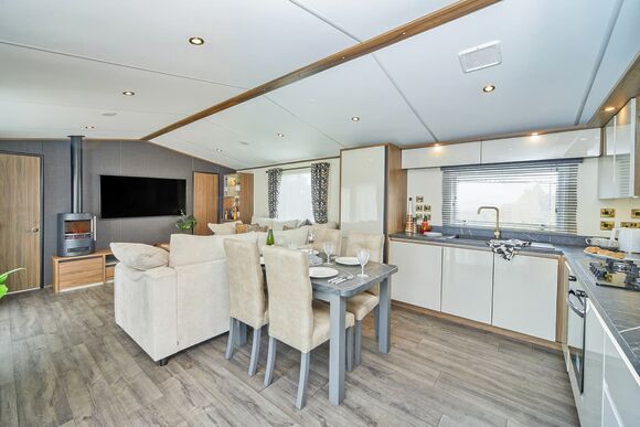 Autograph JR Lodge CL 2 Bedroom Pet Friendly (Hot tub) - Wild Rose Holiday Park, Ormside, Appleby-in-Westmorland