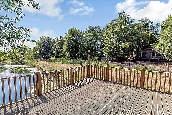 Rosewood Stud Park, Chippenham, Nr Newmarket